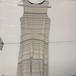 Banana Republic Sleeveless Fit-and-Flare Dress in Cream and Black Pattern